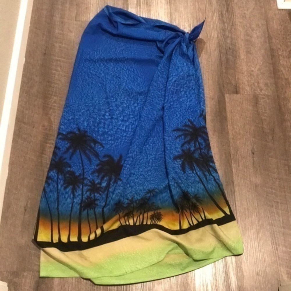Rounds Bay sarong